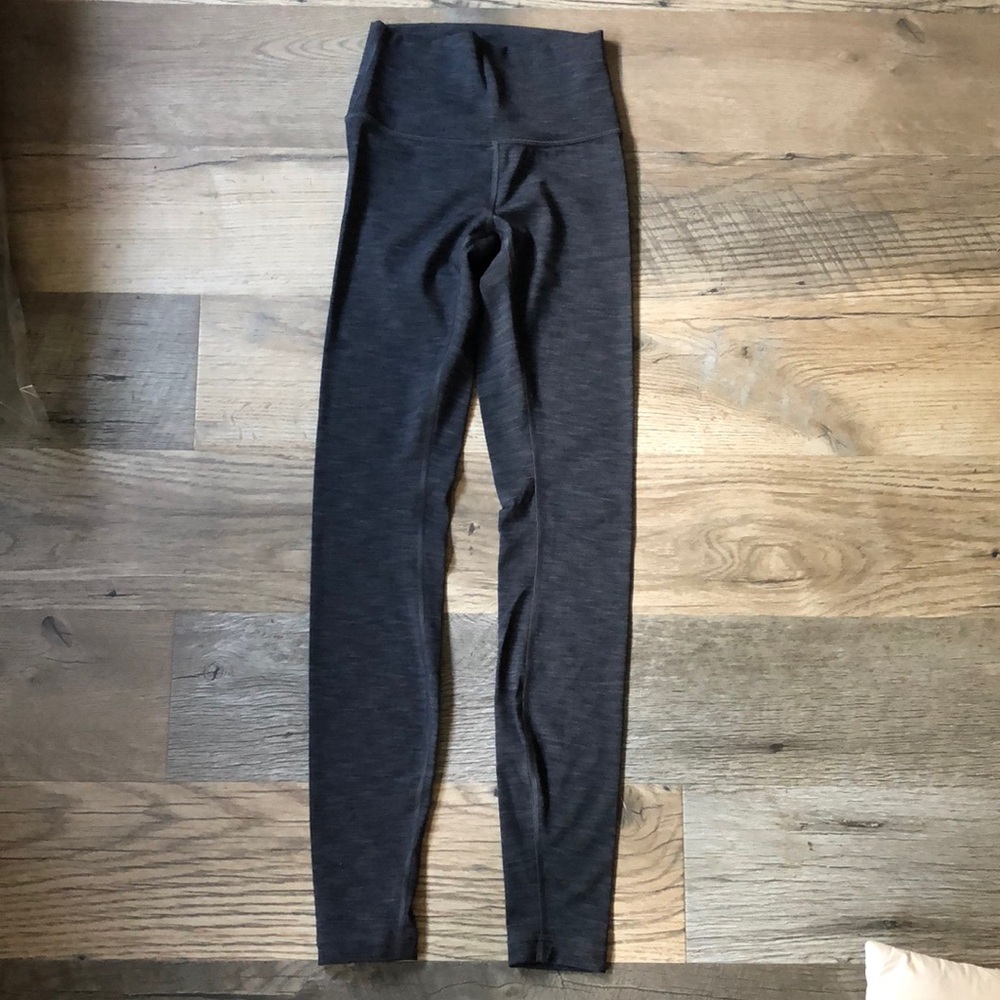 Lululemon 7/8 high waisted Align leggings